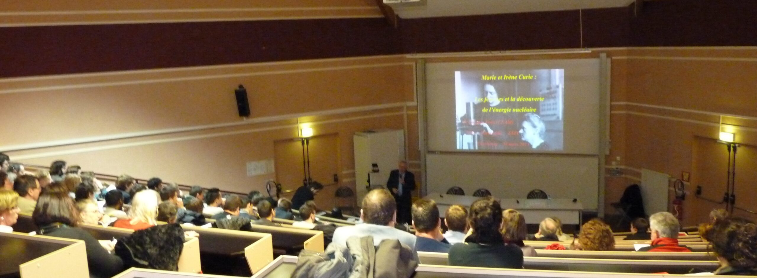 image à la une Conférence du Pr. Jacques Foos « Les femmes et la découverte de l’énergie nucléaire » organisée par l’ESIX et WiN Normandie