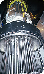 image à la une Le vieillissement sous irradiation : application à l’acier de cuve et aux internes de cuve d’une centrale nucléaire