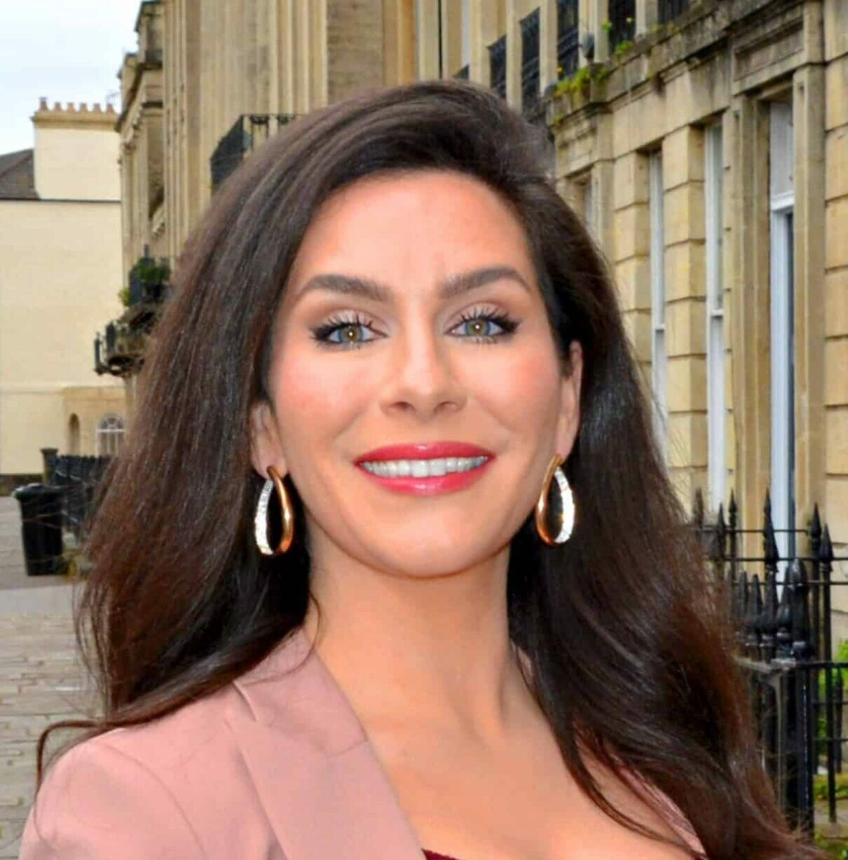 image à la une Julia Cantel : WiNeuse et gagnante du prix Femme ingénieure  2023 de France.